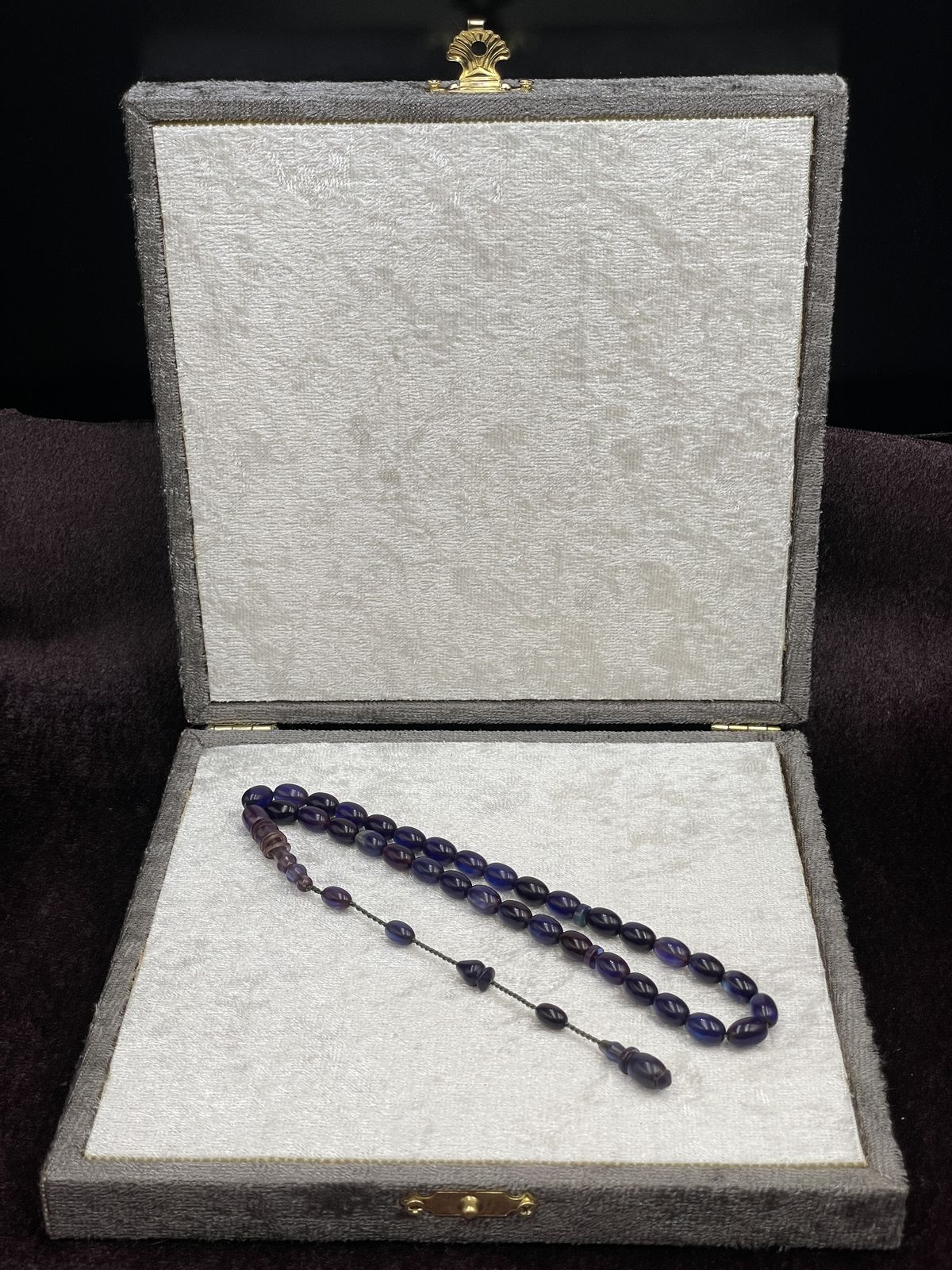 Salih Şirin Halkalı İmame Badem Kesim Koyu Mor Sıkma Kehribar Tesbih (6x8 mm)
